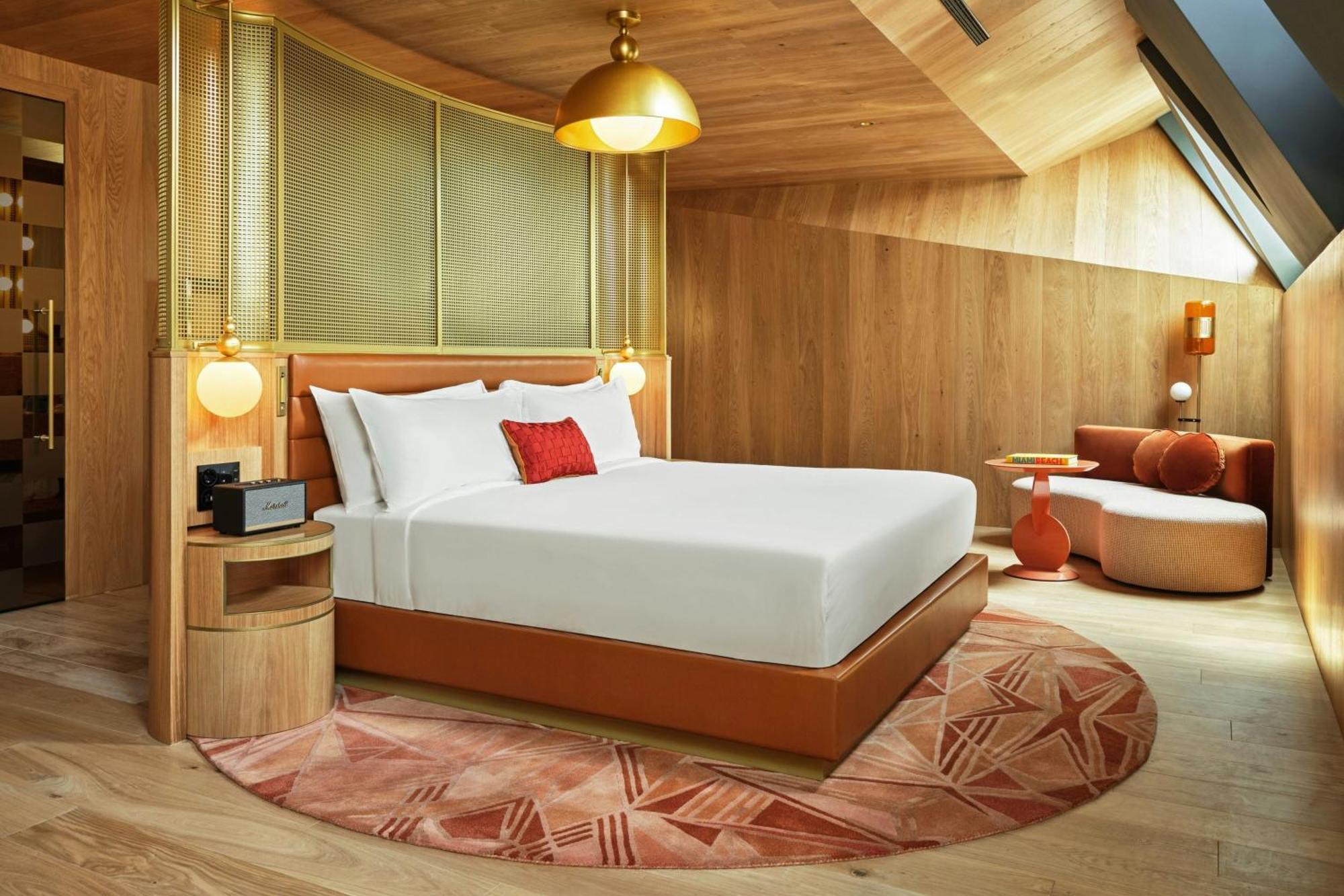 Hotel W